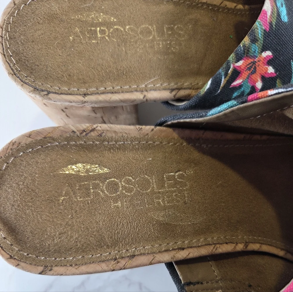 AEROSOLES Black Pineapple Print Slide Mules - Picture 3 of 6